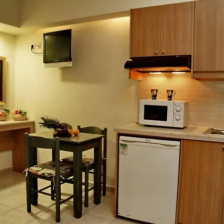 Niriedes Dionyssos Village Apartment *