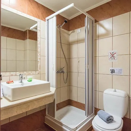 Niriedes Dionyssos Village Apartment *