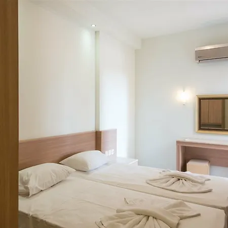 Niriedes Dionyssos Village Apartment *